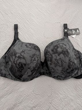 Torrid Black Floral 360 T-Shirt Bra 46 D Lightly Lined New Back